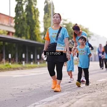 Runner Photo 8384011