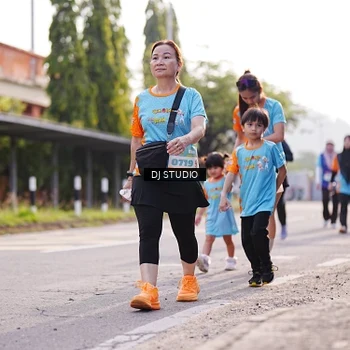 Runner Photo 8384019