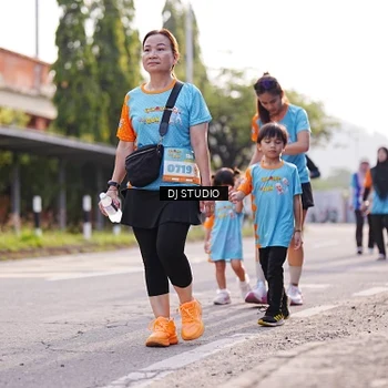 Runner Photo 8384021