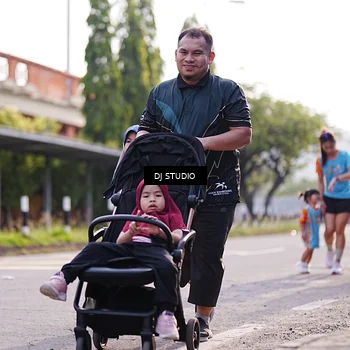 Runner Photo 8384039
