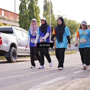 Runner Photo 8384043