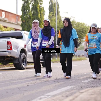 Runner Photo 8384046