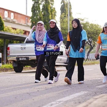 Runner Photo 8384055