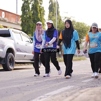 Runner Photo 8384063