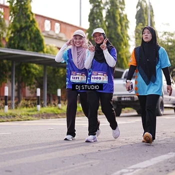 Runner Photo 8384065