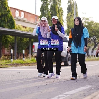 Runner Photo 8384071