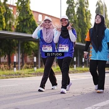 Runner Photo 8384072