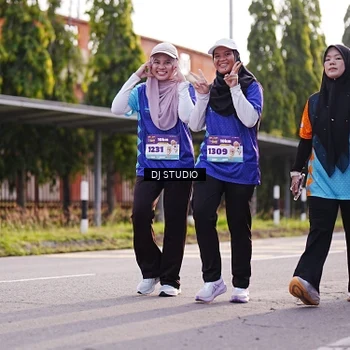 Runner Photo 8384075