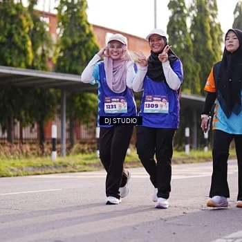 Runner Photo 8384076