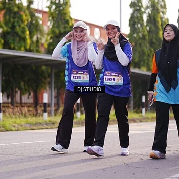 Runner Photo 8384077