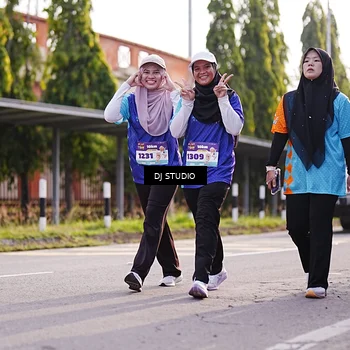 Runner Photo 8384087