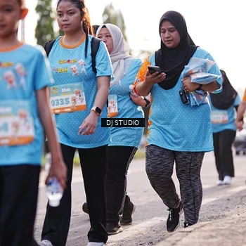 Runner Photo 8384111