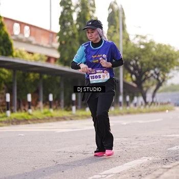 Runner Photo 8384192