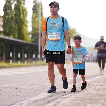 Runner Photo 8384204