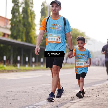 Runner Photo 8384215