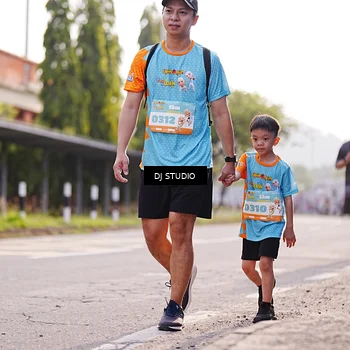 Runner Photo 8384216