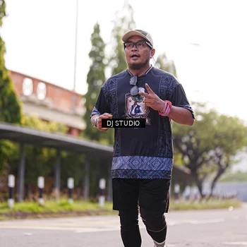 Runner Photo 8384239