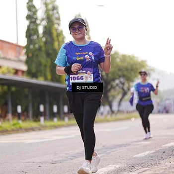 Runner Photo 8384251