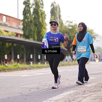 Runner Photo 8384279