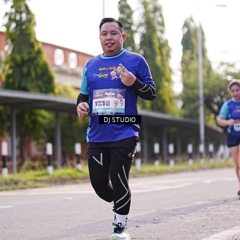 Runner Photo 8384309