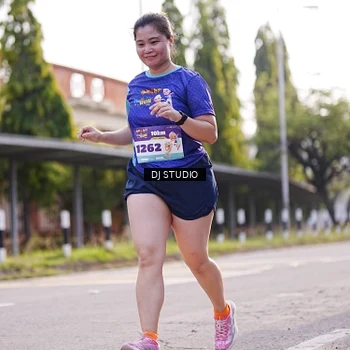 Runner Photo 8384336