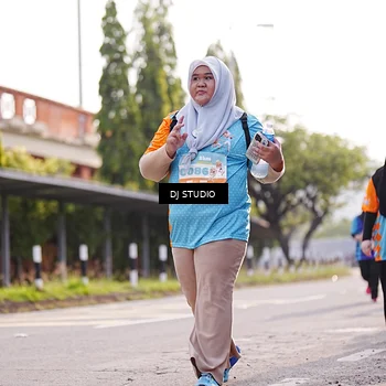 Runner Photo 8384343