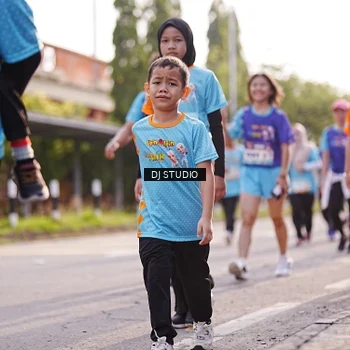 Runner Photo 8384392