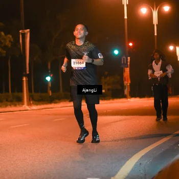 Runner Photo 8384416