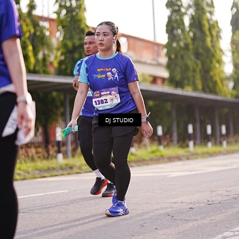Runner Photo 8384423