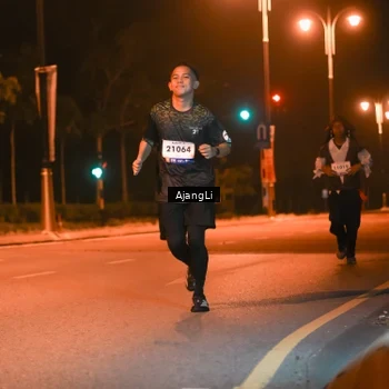 Runner Photo 8384435