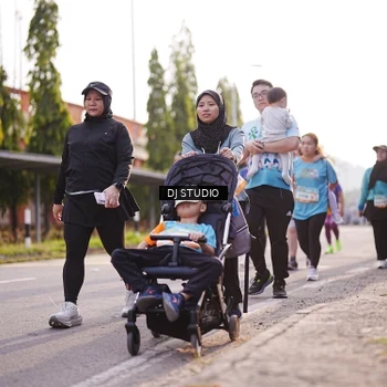 Runner Photo 8384442