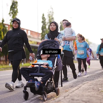 Runner Photo 8384456
