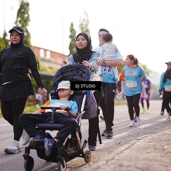 Runner Photo 8384466