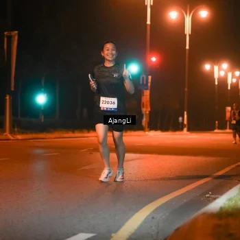 Runner Photo 8384479