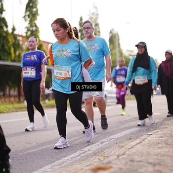 Runner Photo 8384495