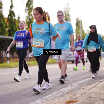 Runner Photo 8384499