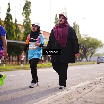 Runner Photo 8384511