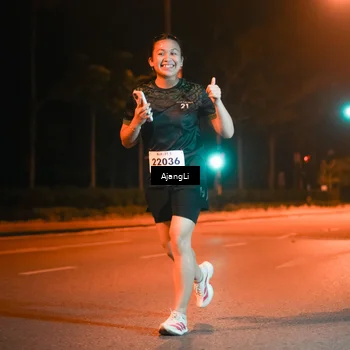 Runner Photo 8384514
