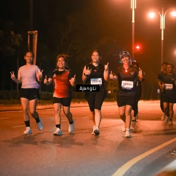 Runner Photo 8384592