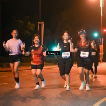 Runner Photo 8384623