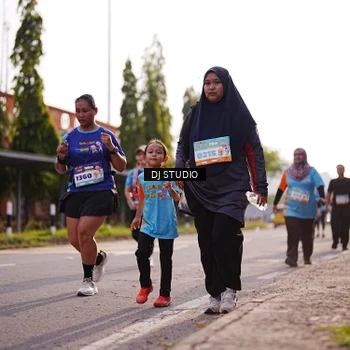 Runner Photo 8384625