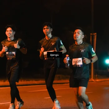 Runner Photo 8384656