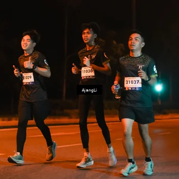 Runner Photo 8384661