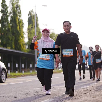Runner Photo 8384664