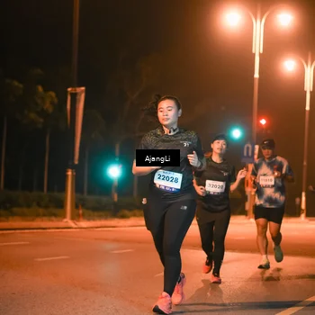 Runner Photo 8384666