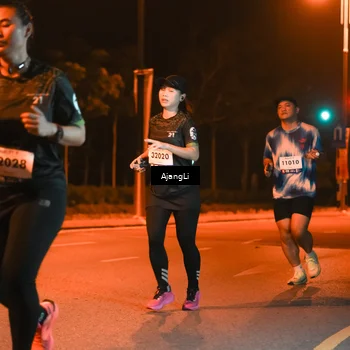Runner Photo 8384681