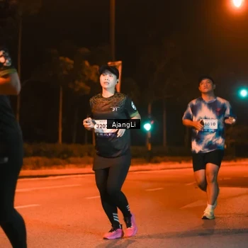 Runner Photo 8384690