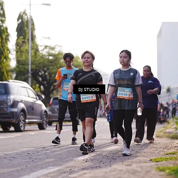 Runner Photo 8384698