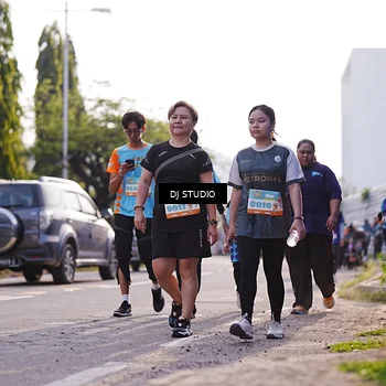 Runner Photo 8384703
