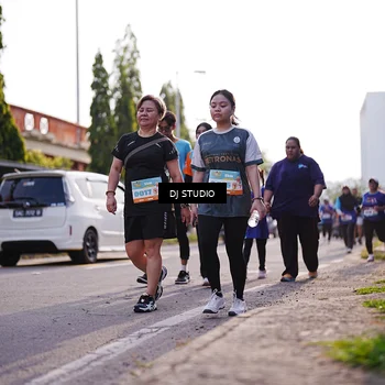 Runner Photo 8384722